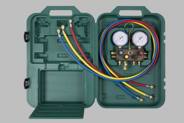 Refco Sm4-3-Ds-Multi Manifold With Hoses