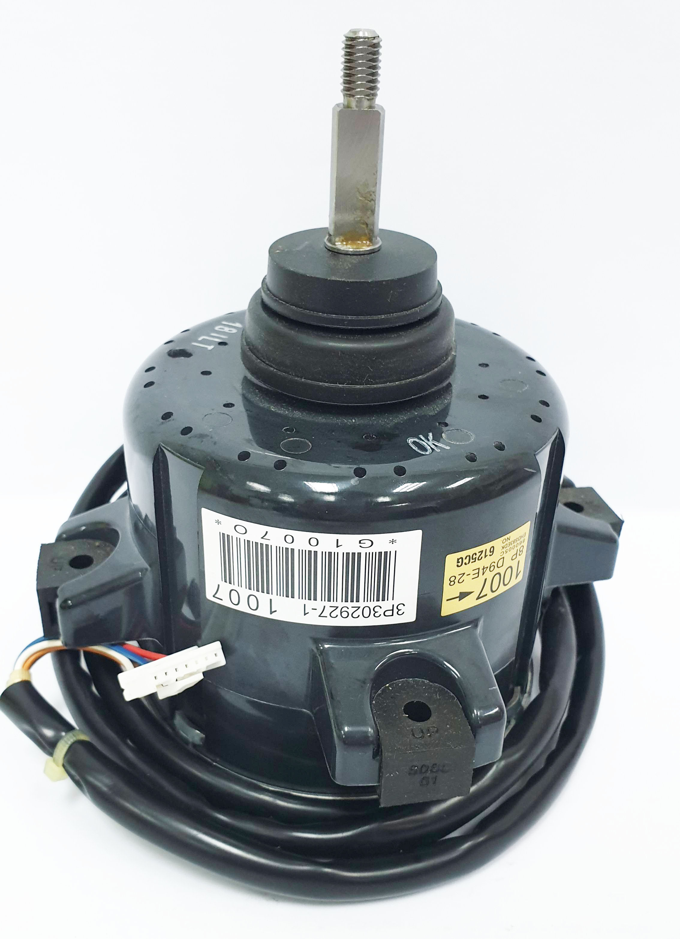 Daikin 5008837 FAN MOTOR DC 94W 8P D94E28 1007